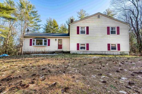 299 Rattlesnake Hill Rd, Auburn, NH 03032-3732