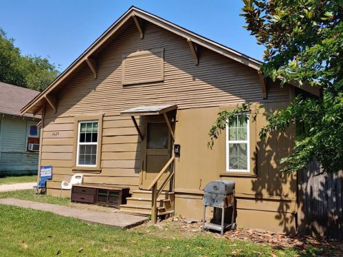 3629 Main St, Fort Worth TX  76110-5414 exterior