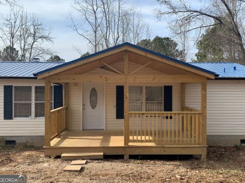 579 Swan Lake Rd, Stockbridge, GA 30281-1527