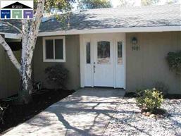 1981 Afshar Ln, Concord, CA 94518-3401