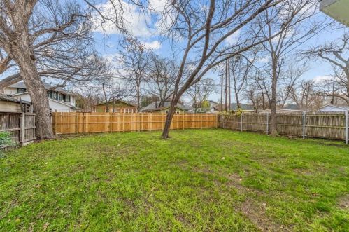 2225 Fairmount Ave, Fort Worth TX  76110-1326 exterior