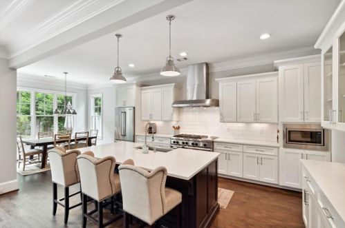 1448 Grant Dr, Atlanta GA  30319-3589 exterior
