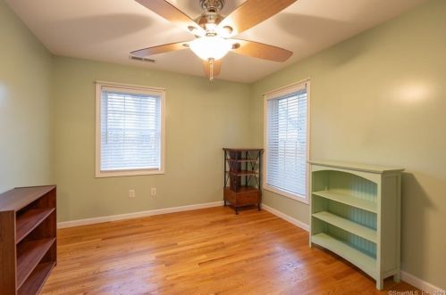 6 Mount Pleasant St, Derby CT  06418-2043 exterior