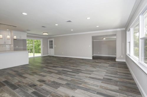 71 Bamm Hollow Rd, Middletown NJ  07748-3259 exterior