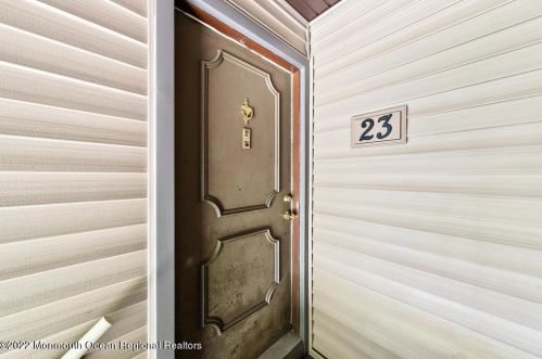 23 Manchester Ct, Tinton Falls NJ 07701-5490 exterior