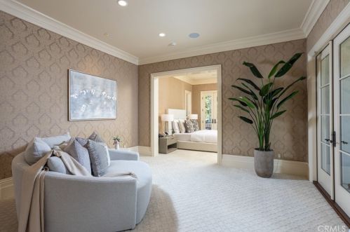 76 Golden Eagle, Irvine CA  92603-0309 exterior