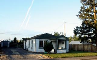2745 C St, Springfield, OR 97477-5152