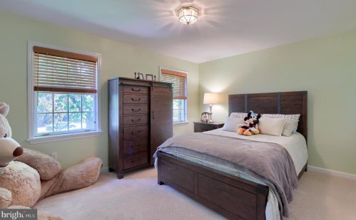 131 Bentley Ln, Lancaster PA  17603-6203 exterior