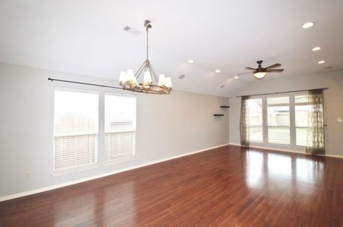 7116 Granger Ridge Ln, Richmond TX  77407-3664 exterior