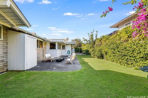 4469 Kolohala St, Honolulu HI  96816-4938 exterior