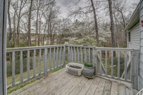 1785 Laurel Ridge Dr, Conyers GA  30094-6110 exterior