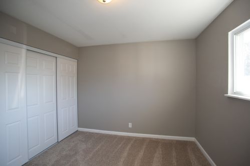 100 Fairwood Dr, Lemont IL  60440-2851 exterior