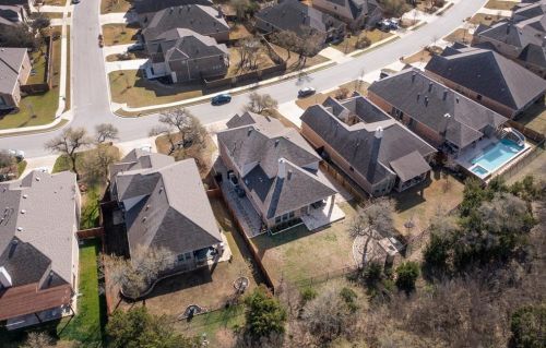 829 Catalina Ln, Austin TX  78737-4715 exterior