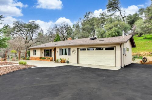 731 Cole Ranch Rd, Auburn, CA 95602-9305