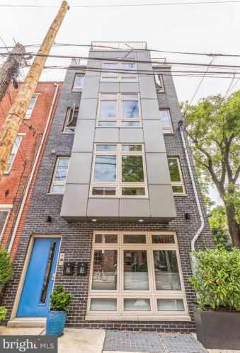 532 Fitzwater St, Philadelphia PA  19147-3031 exterior