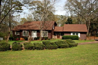 1070 Mountain Laurel Dr, Watkinsville, GA 30677-2134