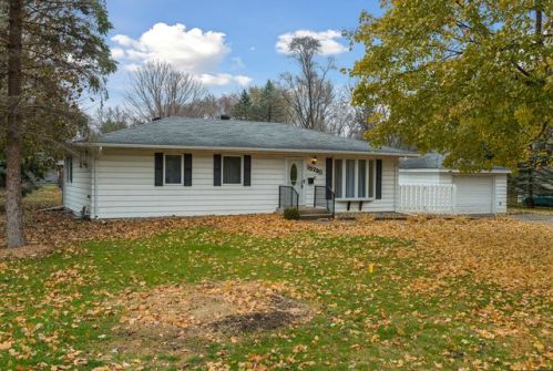 15730 Gleason Lk Dr, Minneapolis MN  55447-4024 exterior