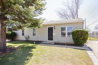 401 Tallman Ave, Romeoville IL  60446-1749 exterior