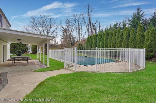 46 Walnut Ave, Tinton Falls NJ 07701-6146 exterior