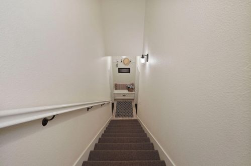 920 Elliot Pl, Lodi, CA 95240-3906