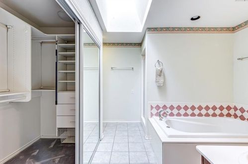 2817 Laurel Oaks Dr, Garland TX  75044-6944 exterior