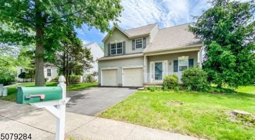 10 Burr St, Bridgewater, NJ 08807-5578