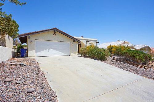 14784 Cool Glen Dr, Helendale, CA 92342-7753