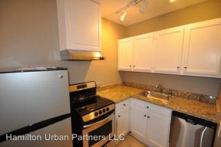 1720 Denny Way, Seattle WA  98122-2725 exterior