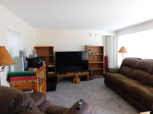 25 Foxtrot Dr, Charlestown, RI 02813-3309