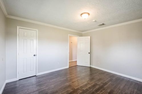 1008 Collins Rd, Richmond TX 77469-2745 exterior