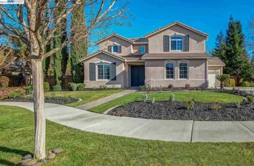 2247 Bluffs Ct, Livermore, CA 94551-7726