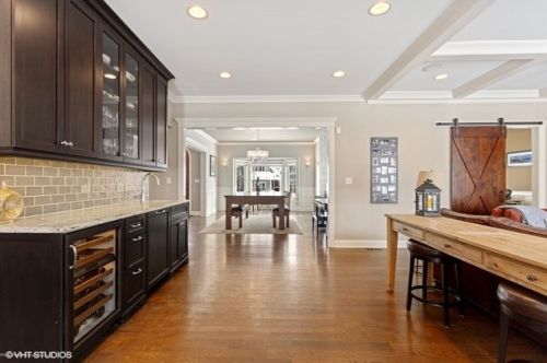 26 Golf Ave, Willowbrook IL  exterior