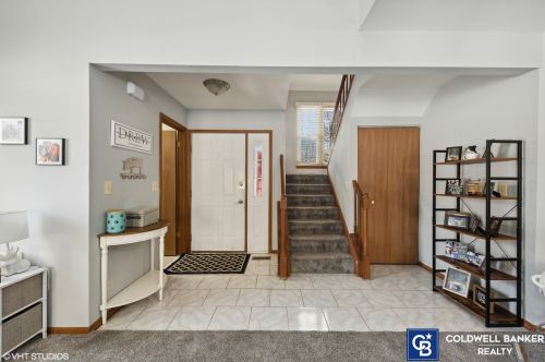 730 Dorset Cir, Wheeling, IL 60090-2688