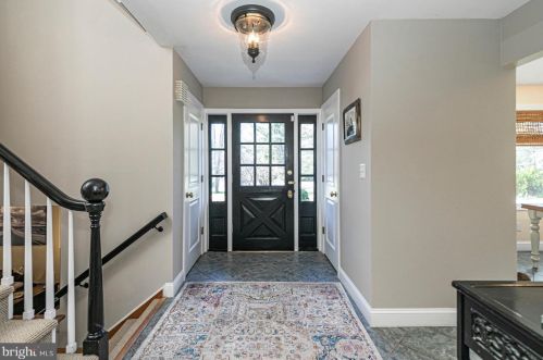 10 Alta Vista Dr, Princeton NJ  08540-7406 exterior