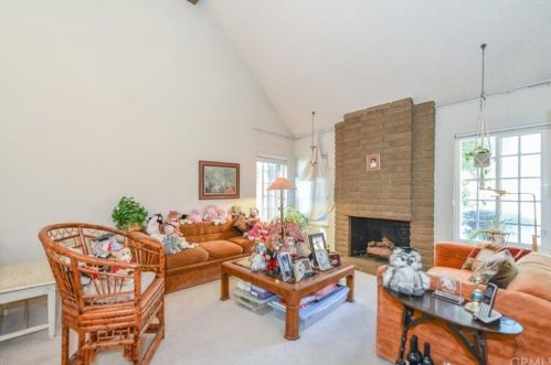 2213 Meadow Ln, Fullerton, CA 92831-2122