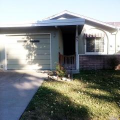 95 Monterey Dr, Vacaville, CA 95687-3419
