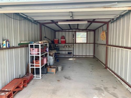 411 Pine St, Nocona TX 76255-1412 exterior