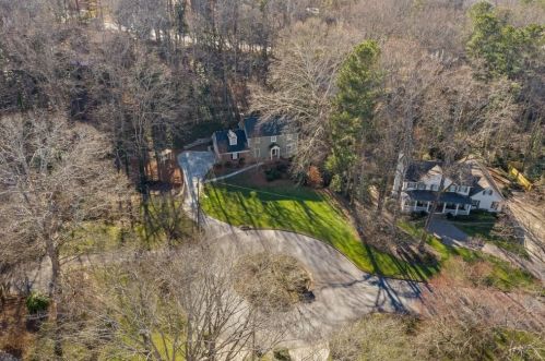 325 Hunters Glen Ct, Atlanta GA  30328-1728 exterior