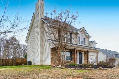 4501 Waterman Dr, Gainesville, GA 30506-4684