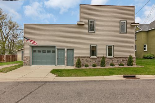107 Stratford St, Avon, MN 56310-4506