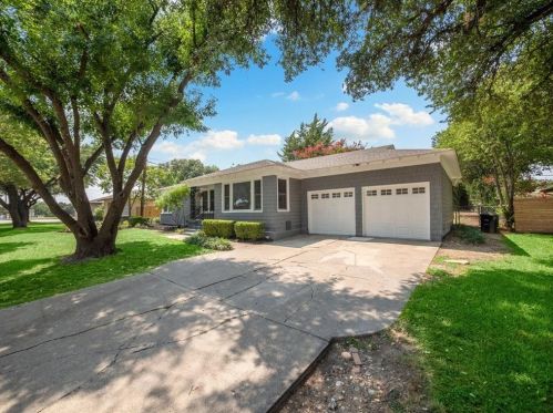 4128 Rothington Rd, Fort Worth, TX 76116-7958