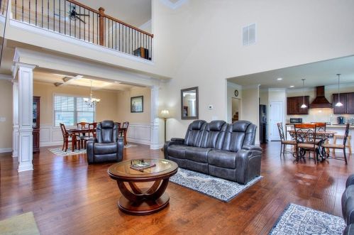 1561 Renaissance Dr, Conyers GA  30012-3896 exterior