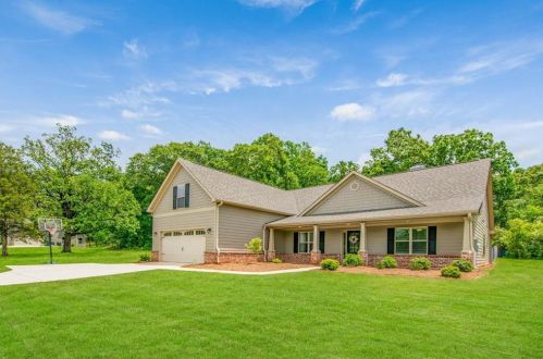 1442 Harmony Grove Church Rd, Auburn, GA 30011-2948