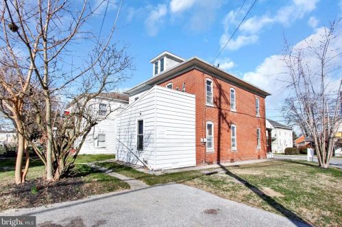 819 York St, Hanover PA  17331-3433 exterior