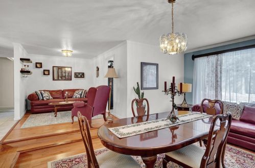 7035 Euclid Dr, Englewood CO 80111-4669 exterior