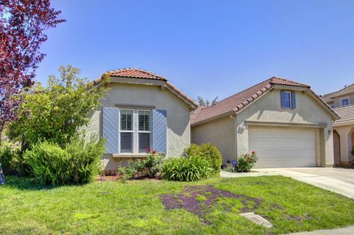 5611 Matina Dr, Elk Grove, CA 95757-1644