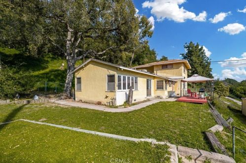 771 Glendora Ave, Glendora, CA 91740-0044