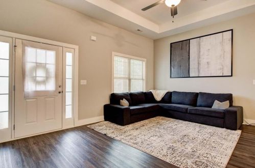 225 Brookshire Dr, Temple, GA 30179-3660