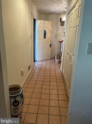 112 Bentley Ln, Lancaster PA  17603-6223 exterior