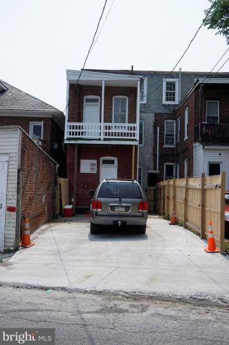 333 College Ave, York, PA 17401-3807